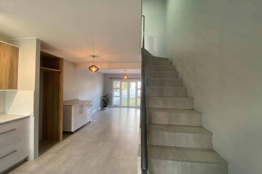 To Let 2 Bedroom Property for Rent in Rondebosch East Western Cape